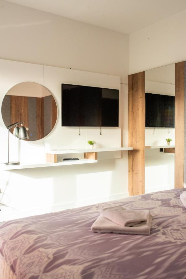 Swiss Plus Hotel Bihać Екстериор снимка
